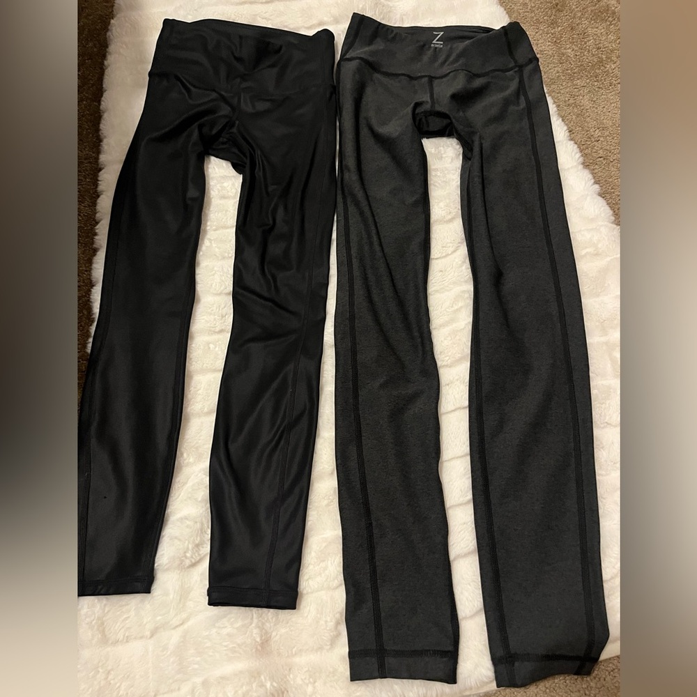 2 Pair of Leggings Athleta Black Shine & Z By Zella Charcoal gray XS